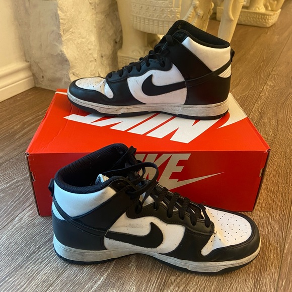 Nike Air Black High Tops Mens Size 12 US - Picture 4 of 6